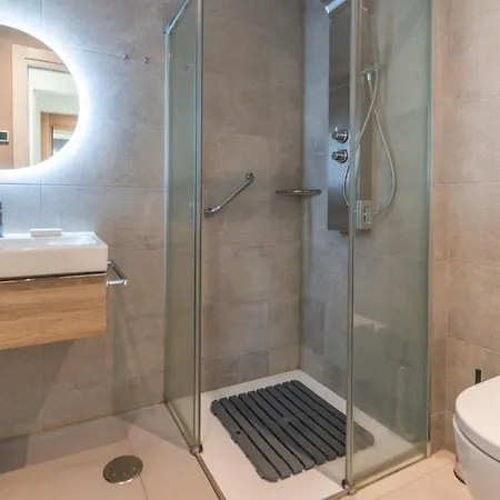 2br Luxury - Santa Barbara Heights, Good Wifi & Ac Apartment *