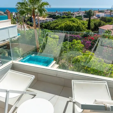 Apartment 2br Luxury - Santa Barbara Heights, Good Wifi & Ac