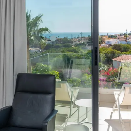 2br Luxury - Santa Barbara Heights, Good Wifi & Ac